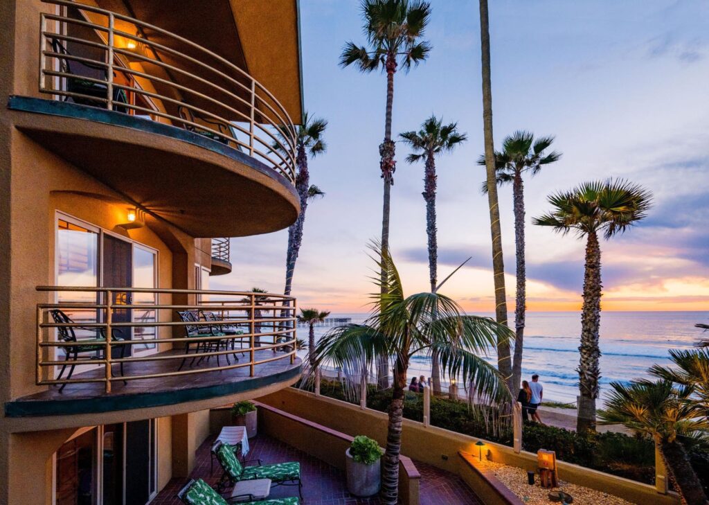 Guest rooms facing ocean