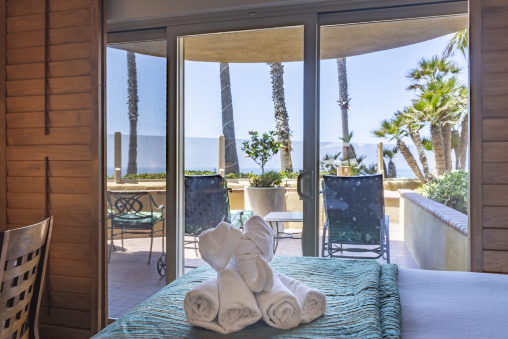 Towel Animal with Patio