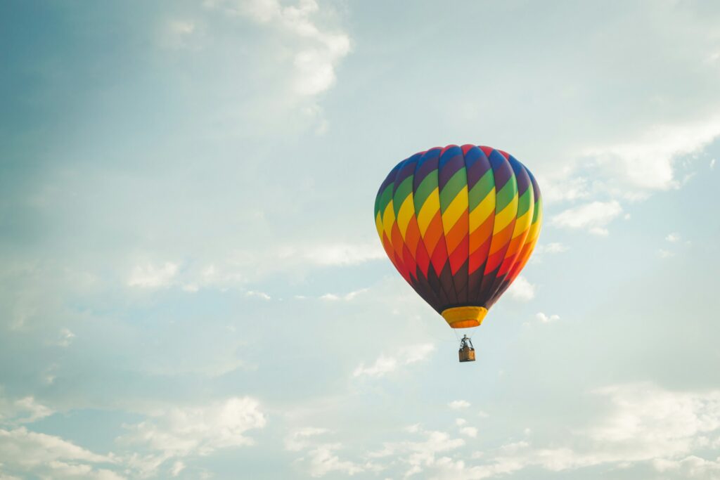 hot air balloon
